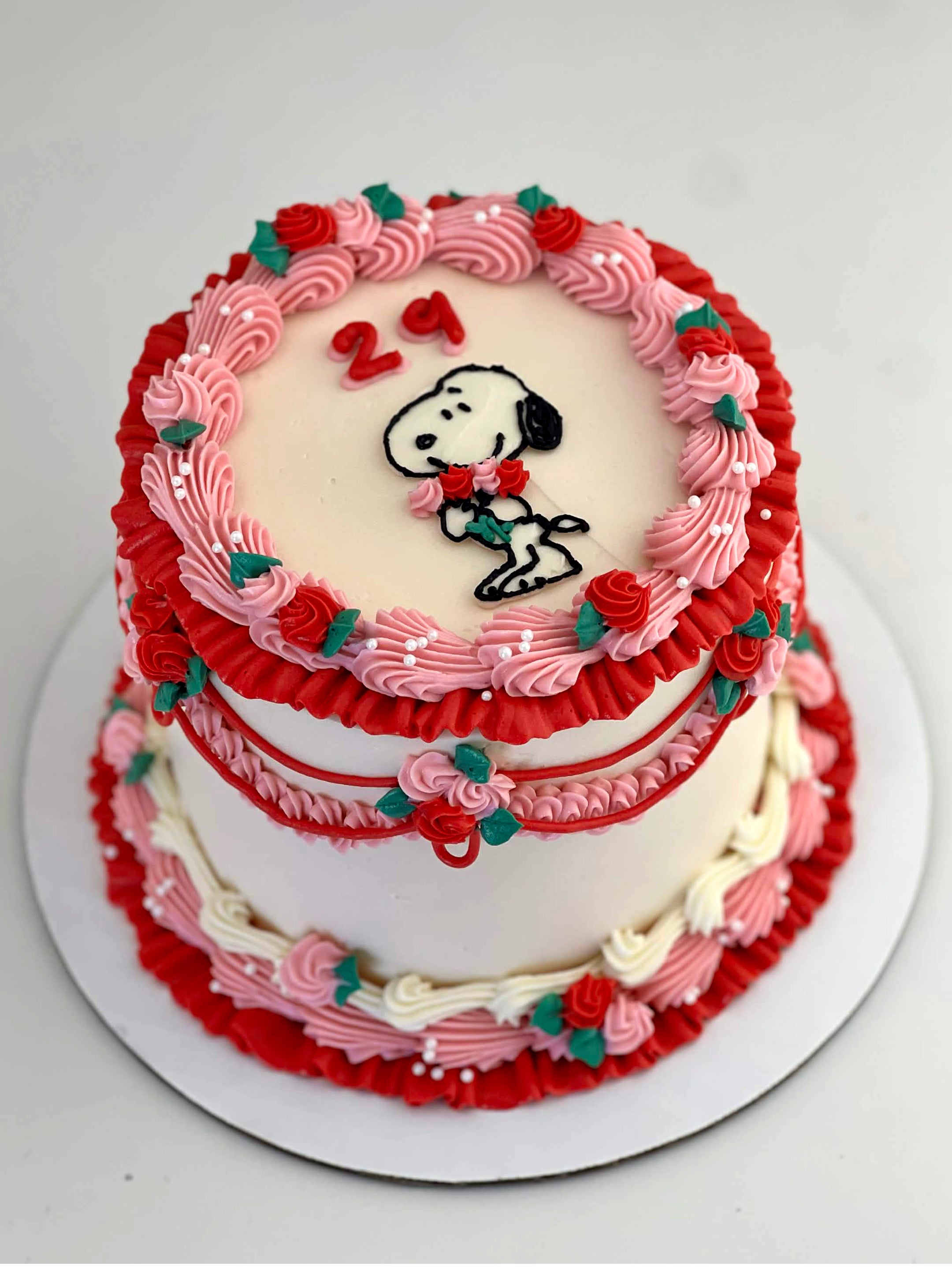 Snoopy Cake