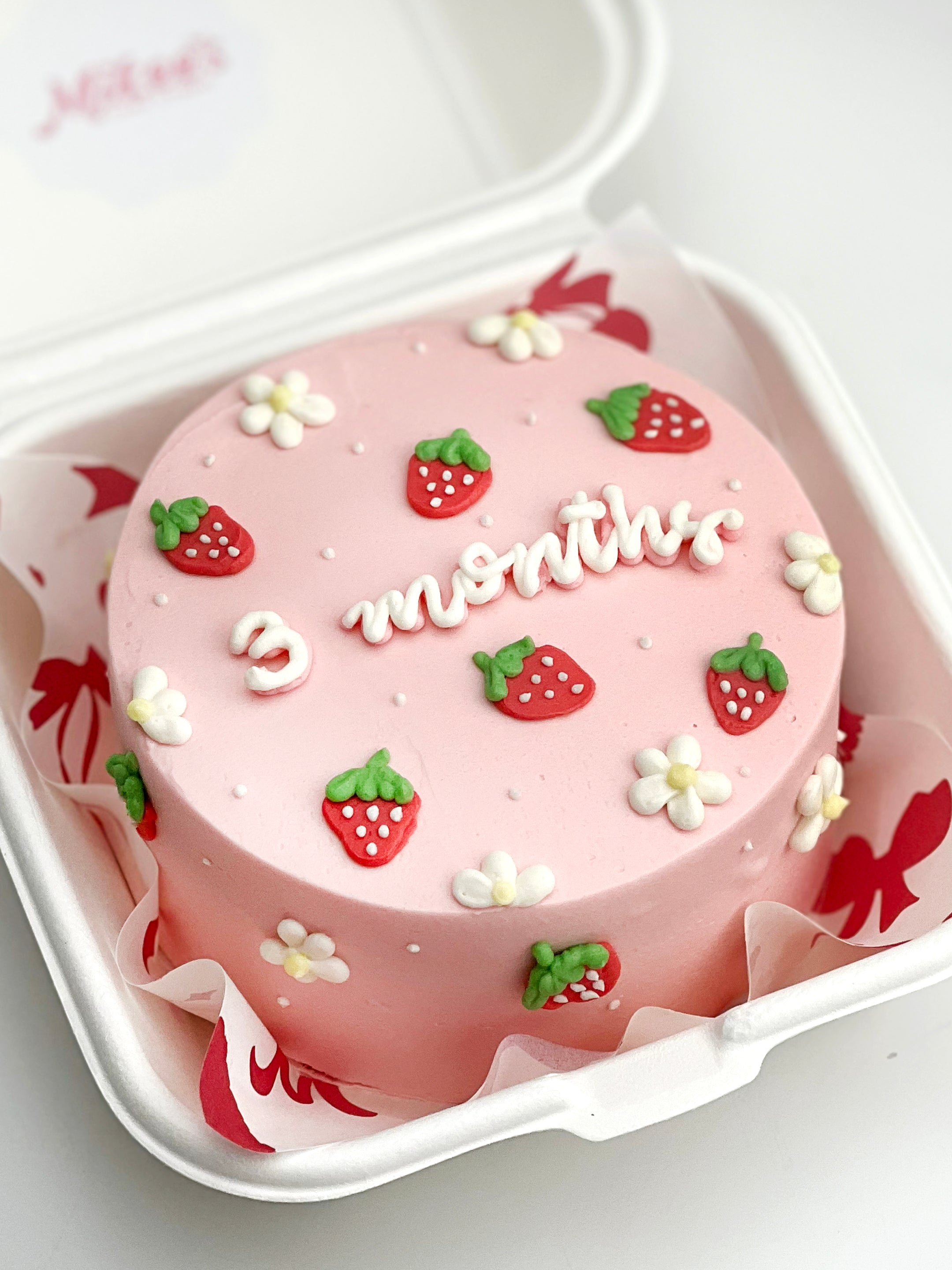 Strawberry Daisy Cake