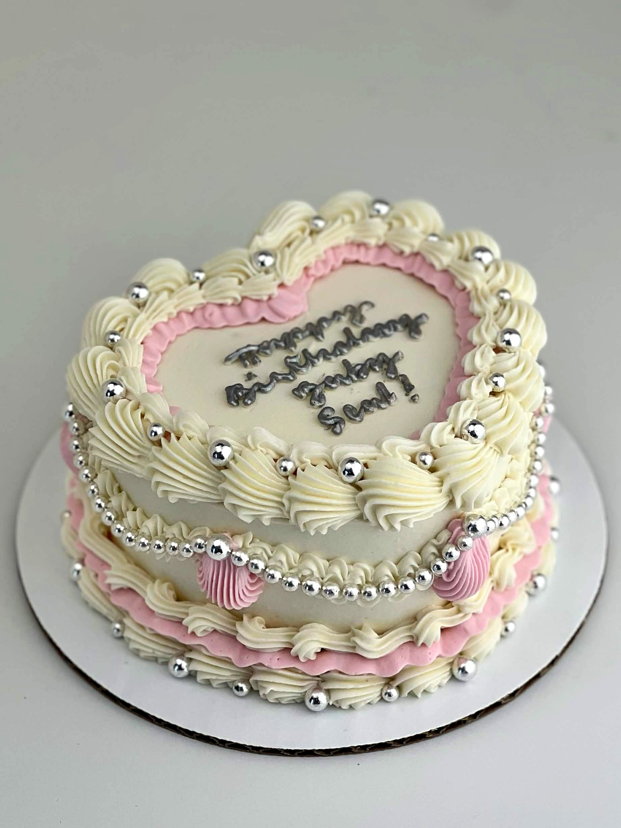 Vintage Pearl Cake